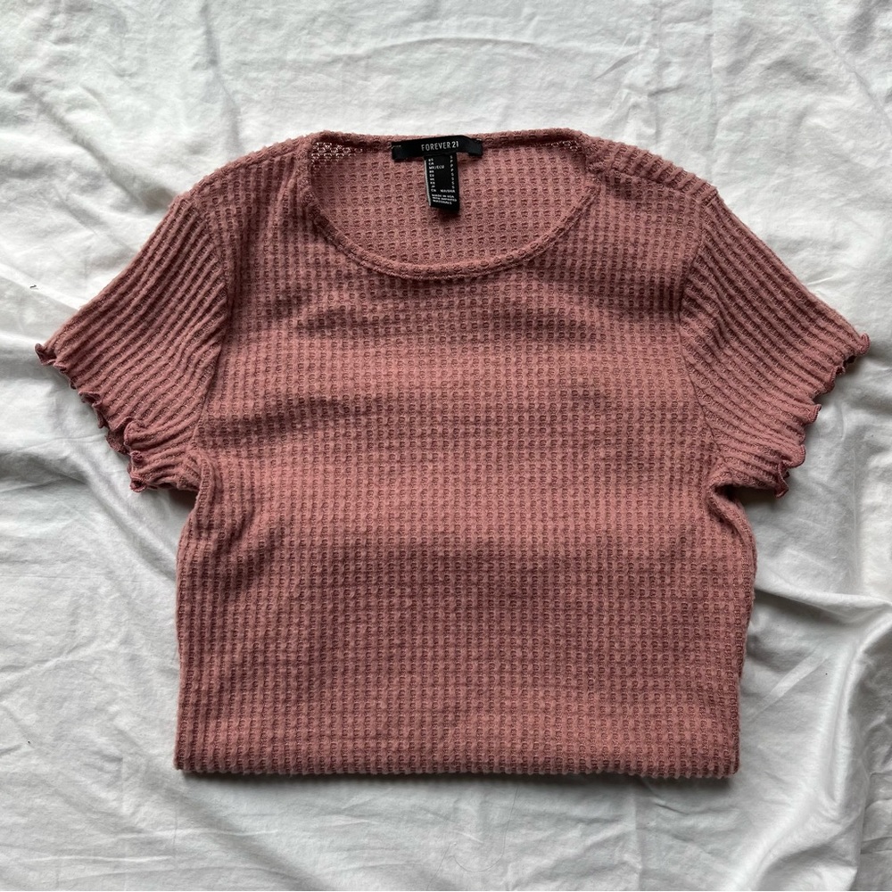 🌸light pink lettuce hem top🌸